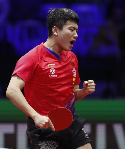 替补登场人 替补登场人