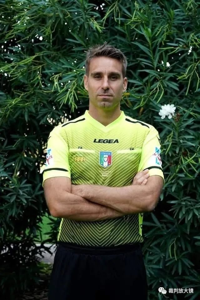 荷交给专职 荷交给专职